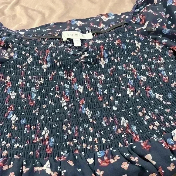 ROW.A Nordstrom Navy Blue Off the Shoulder Bell Sleeve Floral Mini Dress Size S - Picture 4 of 5